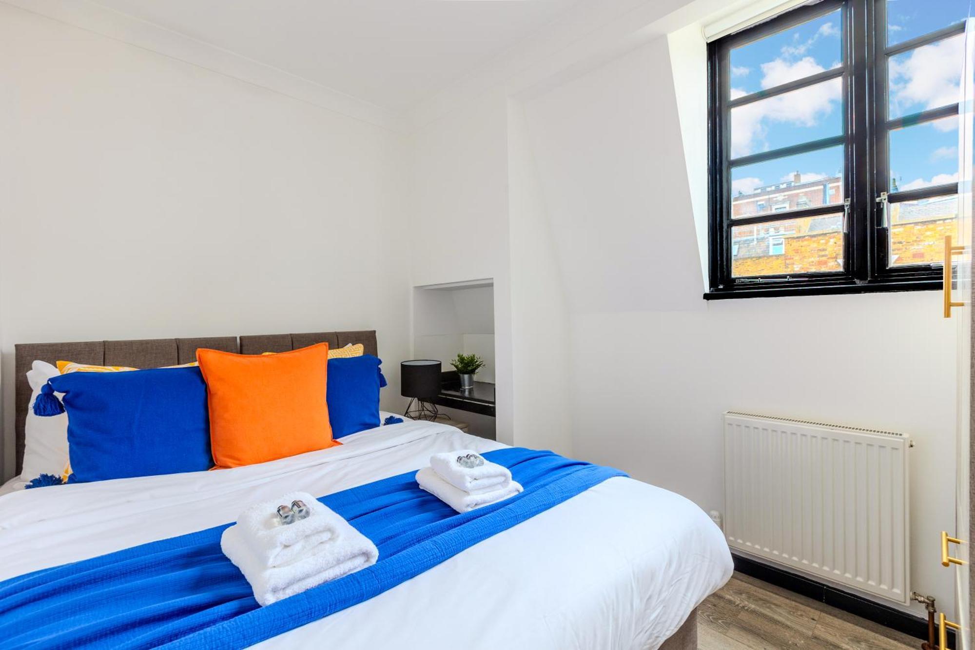 Langdon Apartments, Bouverie Place Londres